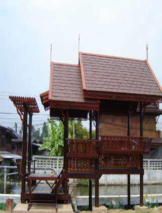ศาลาจั่วซ้อนระแนงหน้า
